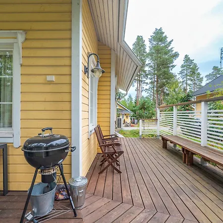 Chalet Lomamoekki Rentukka - Ilmalaempoepumppu, Uimaranta 400m *
